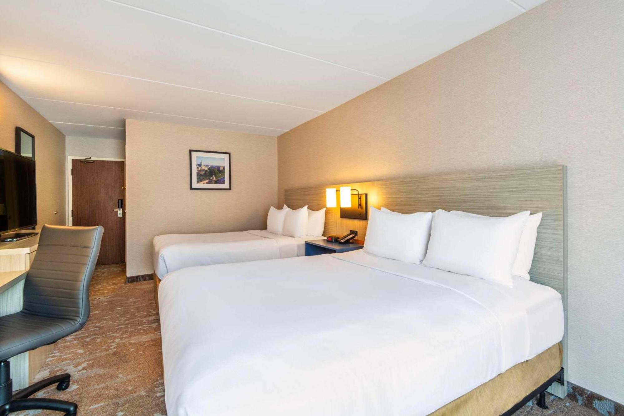 Comfort Inn Airport East Québec Kültér fotó